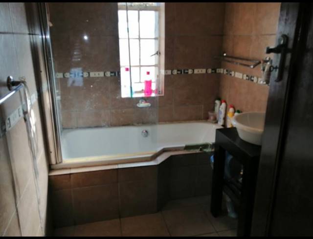 4 BEDROOM HOUSE FOR SALE IN ORANGE GROVE